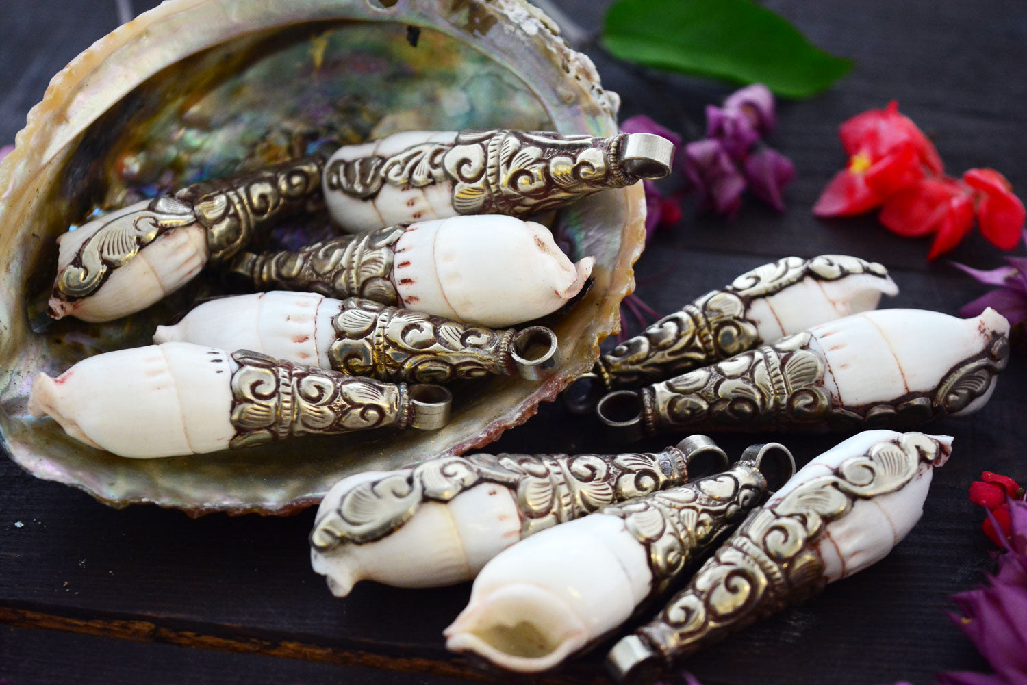Drops in a Shell, 17x60mm, White Brass Seashell Nepali Pendant