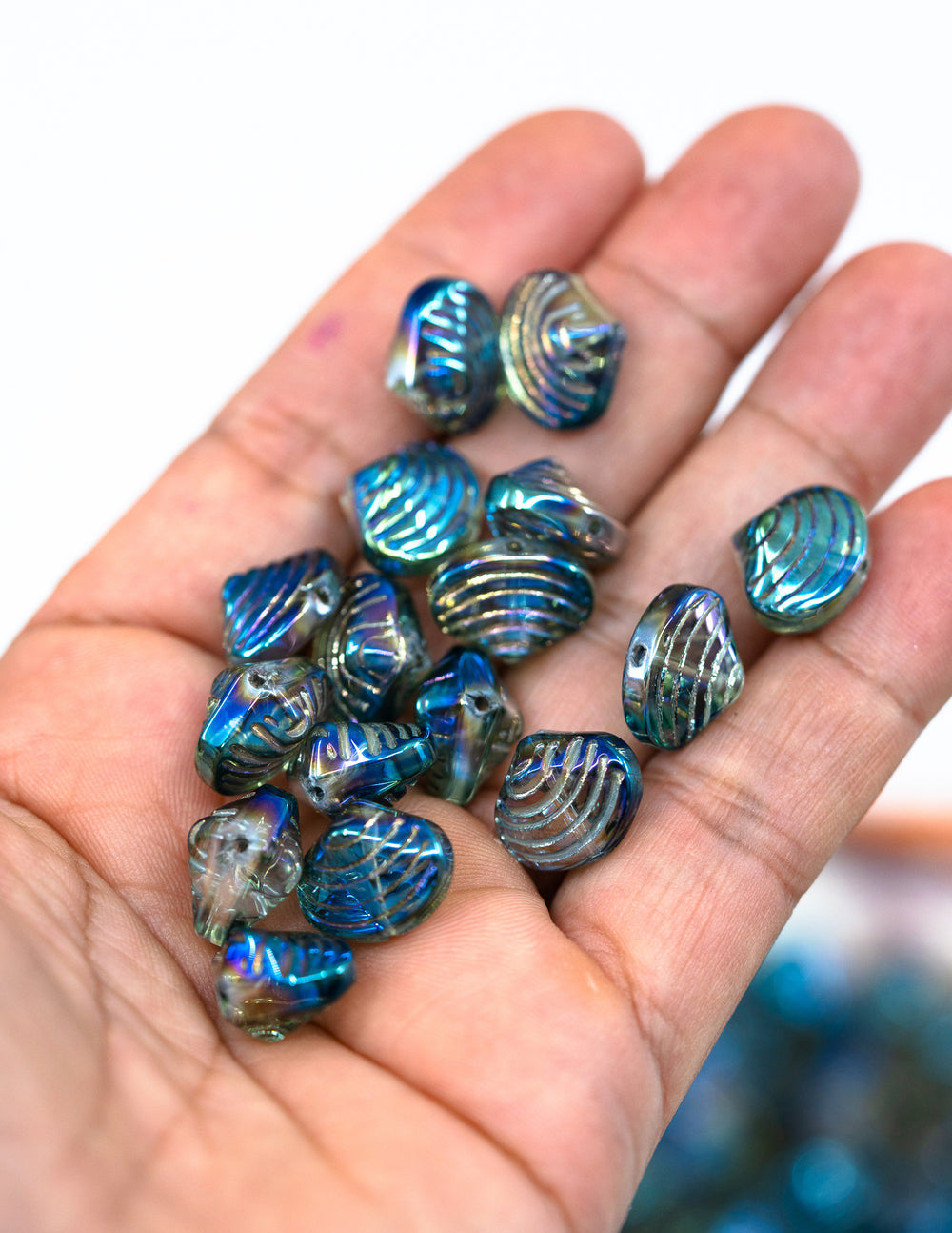 Aurora Borealis Blue and Purple, Electroplated Glass Clam Shell Beads, pack of 10 beads, Electroplated Seashell Beads for Jewelry Making, Sea Shell Charms, Shell Beads