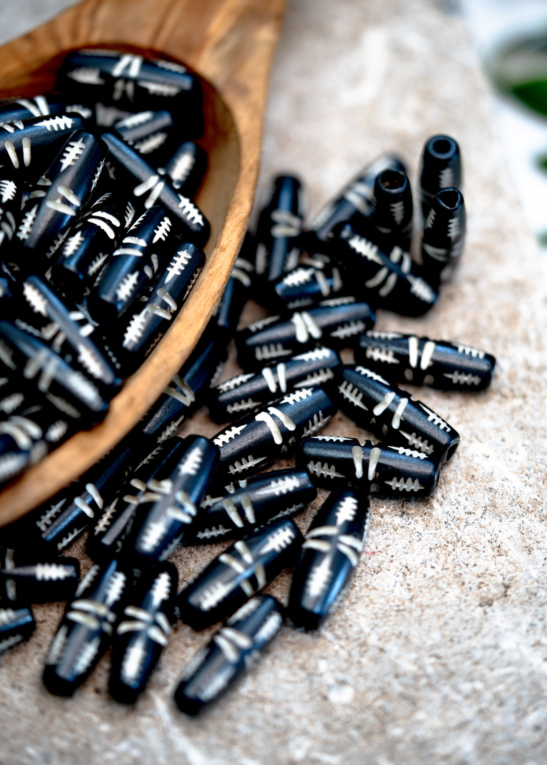 Black Carvings: Barrel Tube Bone Beads, 10x24mm, 10 Large Hole Bone Tubes / Beads for Malas, Beads for Macrame, Hairpipe Beads, DIY Jewelry