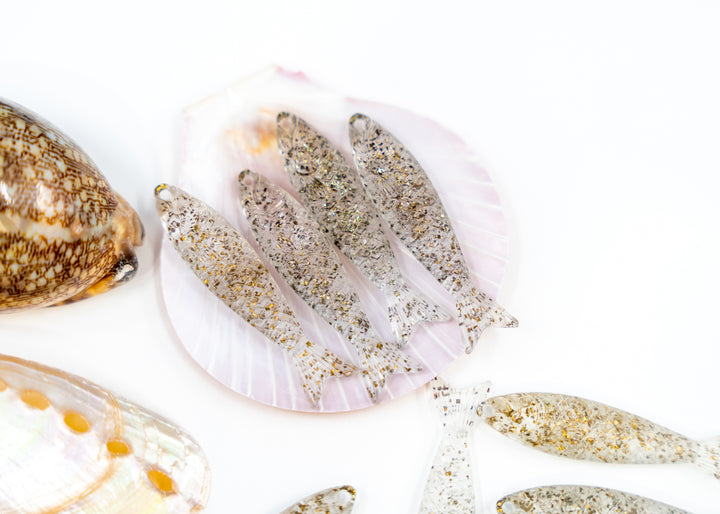 starlight-crystal-german-resin-fish-charm-48mm