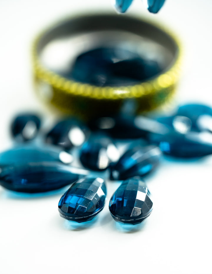 Deep Teal Blue: Vintage 1980s German Resin Teardrop Beads, Perspex, Lucite Beads, 29mm, Sold by each, Teardrop Beads for Jewelry Making, Earrings, Charms for Necklaces, Vintage Beads