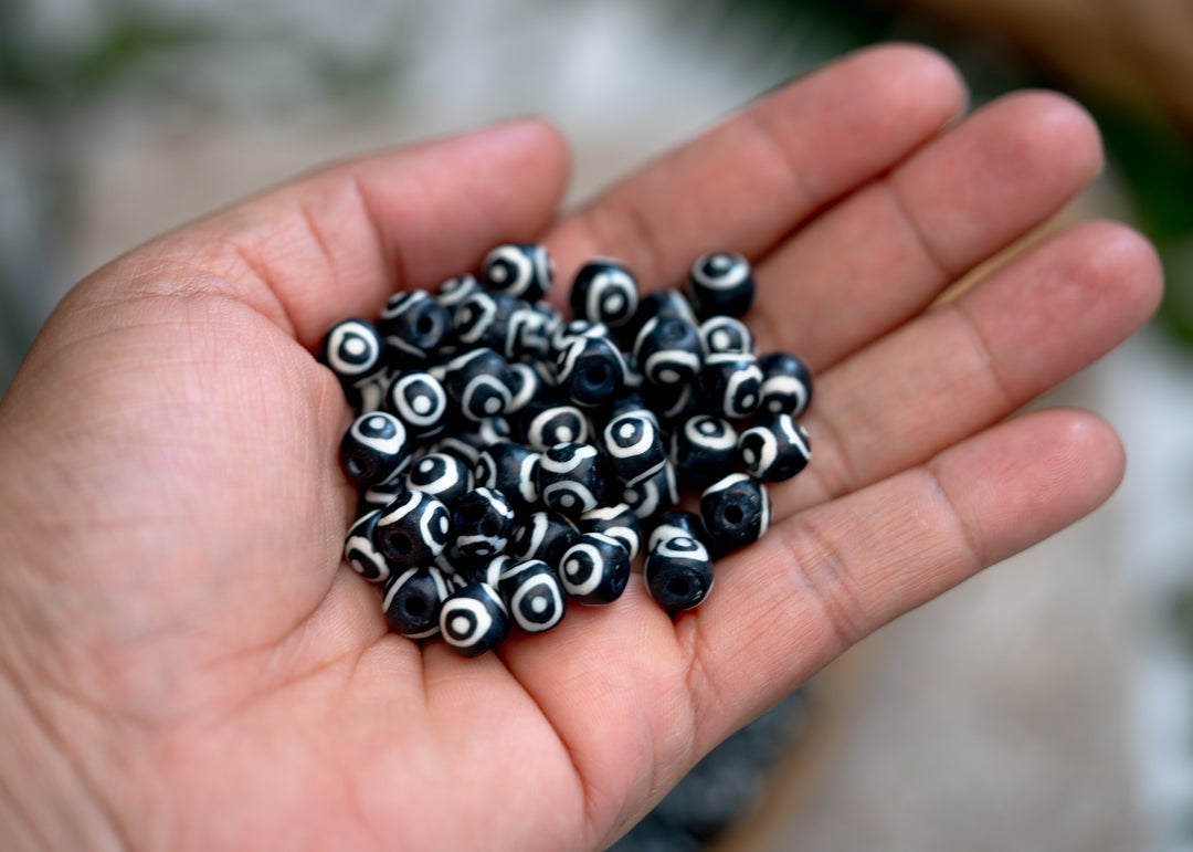 Black Eyes on You: 7x8mm Round Bone Beads, 15 beads / Beads for Malas, Macrame, Yoga Jewelry, Bohemian and Tribal, Jewelry Supply