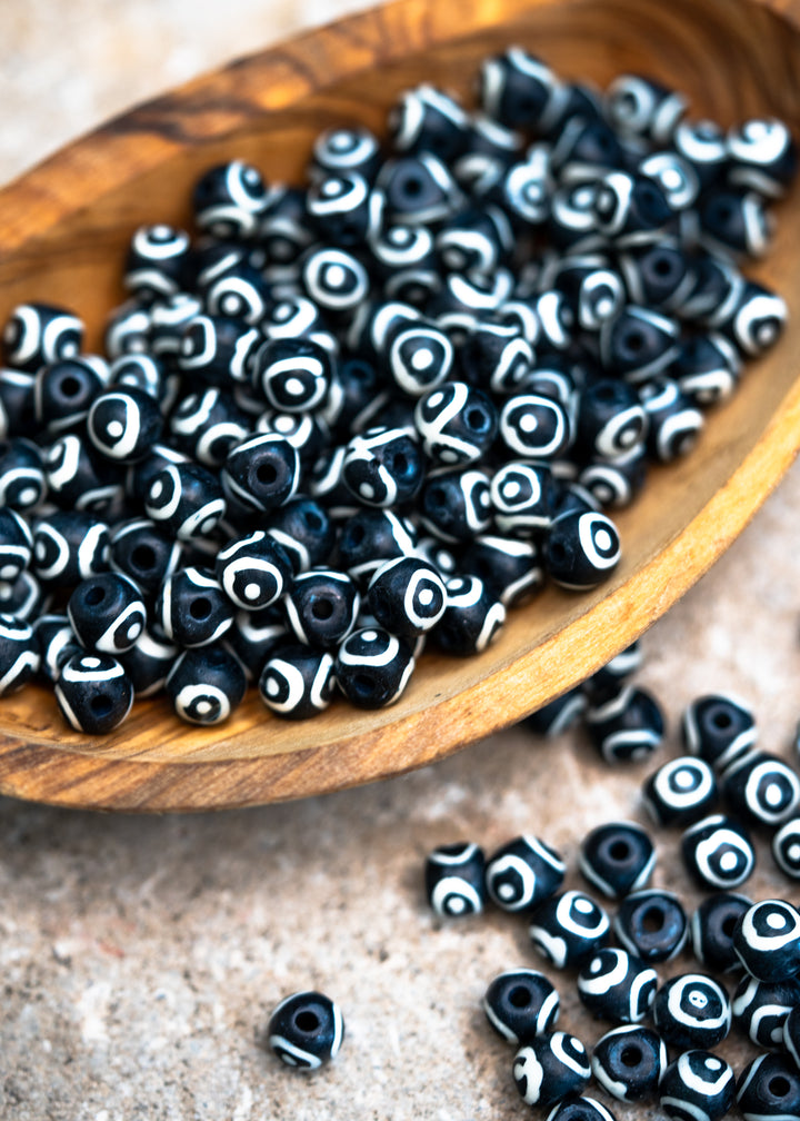 Black Eyes on You: 7x8mm Round Bone Beads, 15 beads / Beads for Malas, Macrame, Yoga Jewelry, Bohemian and Tribal, Jewelry Supply