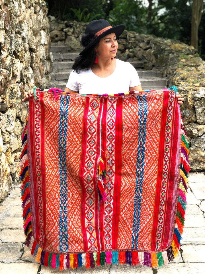 Fiesta: Authentic Vintage Peruvian Ceremonial Poncho – Handwoven Shaman Textile from Andes 