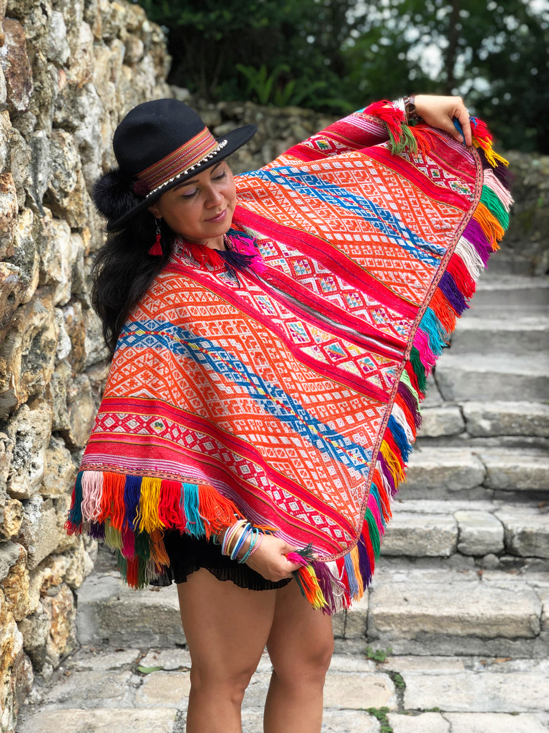 Fiesta: Authentic Vintage Peruvian Ceremonial Poncho – Handwoven Shaman Textile from Andes 
