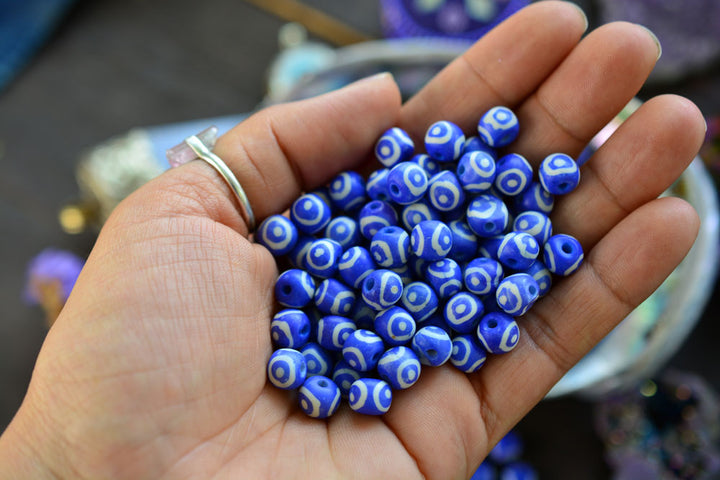 Royal Blue Eyes on You: 7x8mm Round Bone Beads, 15 beads / Beads for Malas, Macrame, Yoga Jewelry, Bohemian and Tribal, Jewelry Supply
