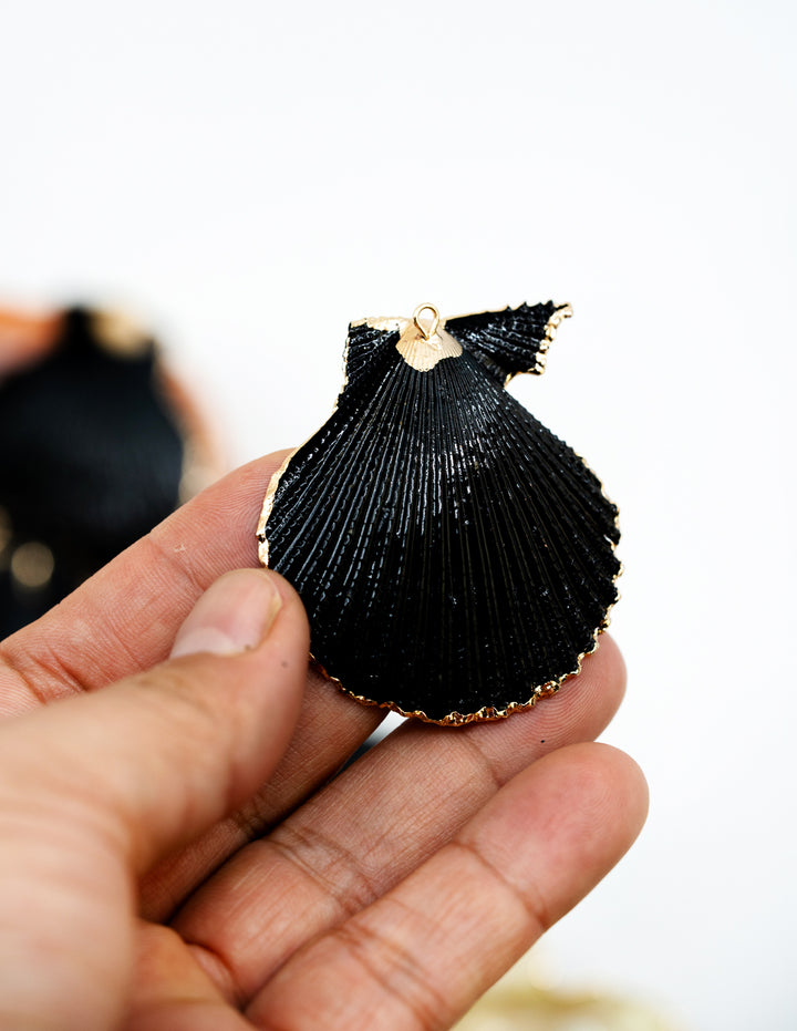 Black Spray Paint Seashell Pendants with Gold Plated Edges, sold by each, Seashell Pendants, Shell Charms, Shell Earrings, Shell Jewelry, Electroplated Shells