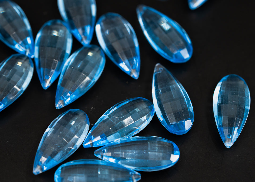 Turquoise Blue: Vintage 1980s German Resin Teardrop Beads, Perspex, Lucite Beads, 29mm, Sold by each, Teardrop Beads for Jewelry Making, Earrings, Charms for Necklaces, Vintage Beads