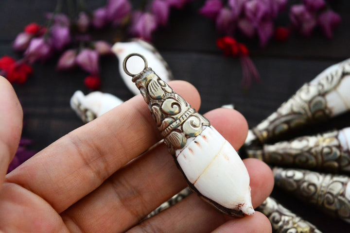 Drops in a Shell, 17x60mm, White Brass Seashell Nepali Pendant, One Pendant / Tibetan Jewelry, Yoga Jewelry, Nepal, Malas, Jewelry Supplies