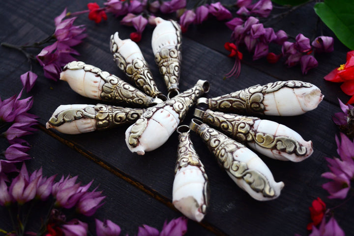 Drops in a Shell, 17x60mm, White Brass Seashell Nepali Pendant, One Pendant / Tibetan Jewelry, Yoga Jewelry, Nepal, Malas, Jewelry Supplies