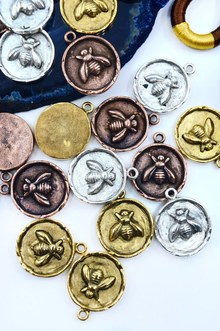Round Bee Charms, 20x25mm, Nature-Inspired Pendants, Bee Medallions (1 pc) for Jewelry Making Supplies, Lucky Charms, HoneyBee Pendant