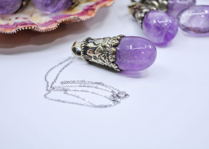 Amethyst Pendant: 1 pendant x Amethyst Teardrop Pendants from Nepal, 22x55mm / DIY Jewelry Making Supplies