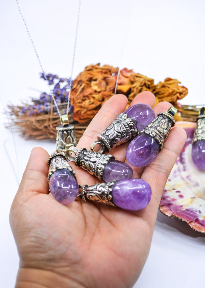 Amethyst Pendant: 1 pendant x Amethyst Teardrop Pendants from Nepal, 22x55mm / DIY Jewelry Making Supplies