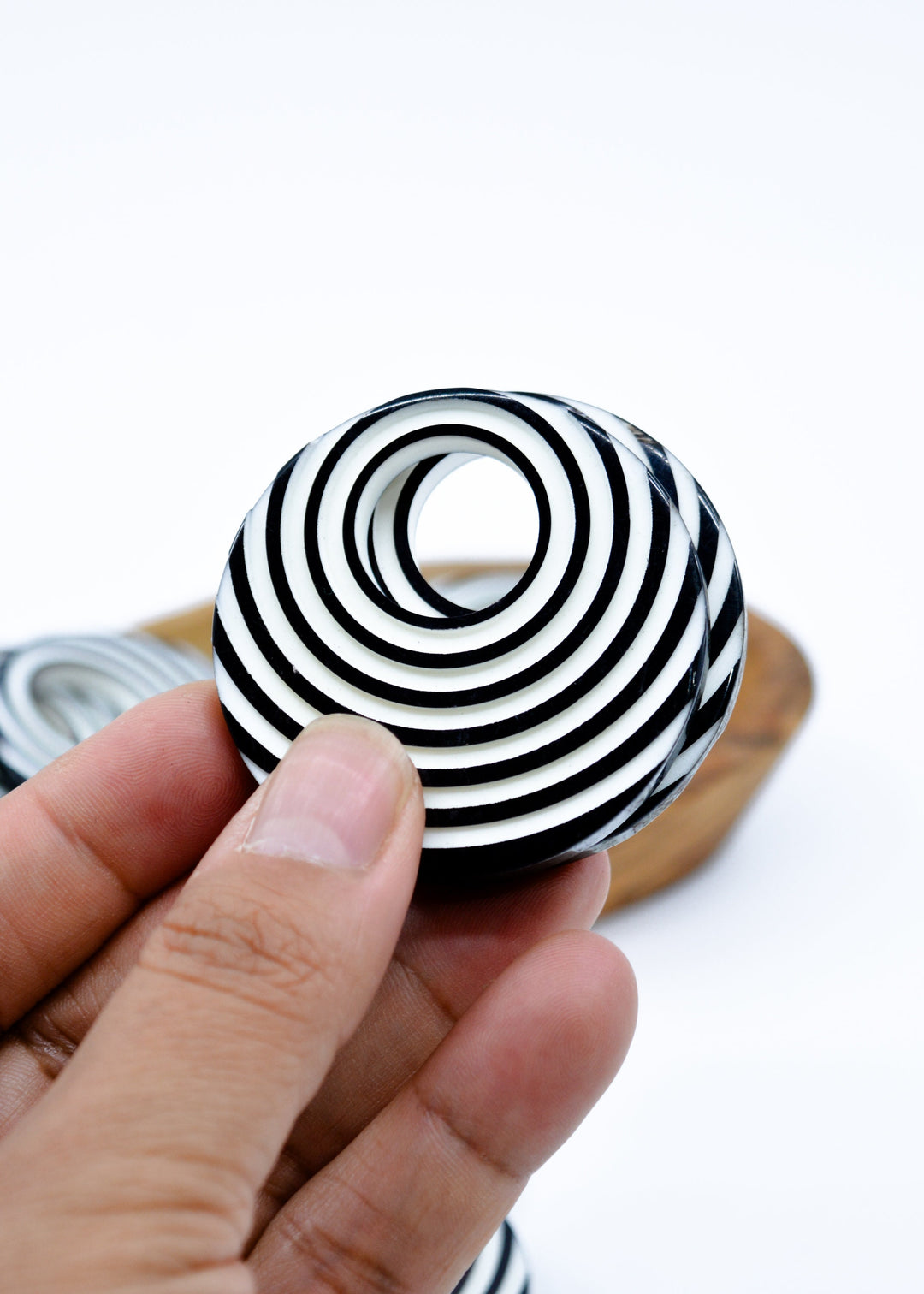 Black and White Acrylic Hoop Beads – 50mm Retro Lucite Hoops (2 Pieces)