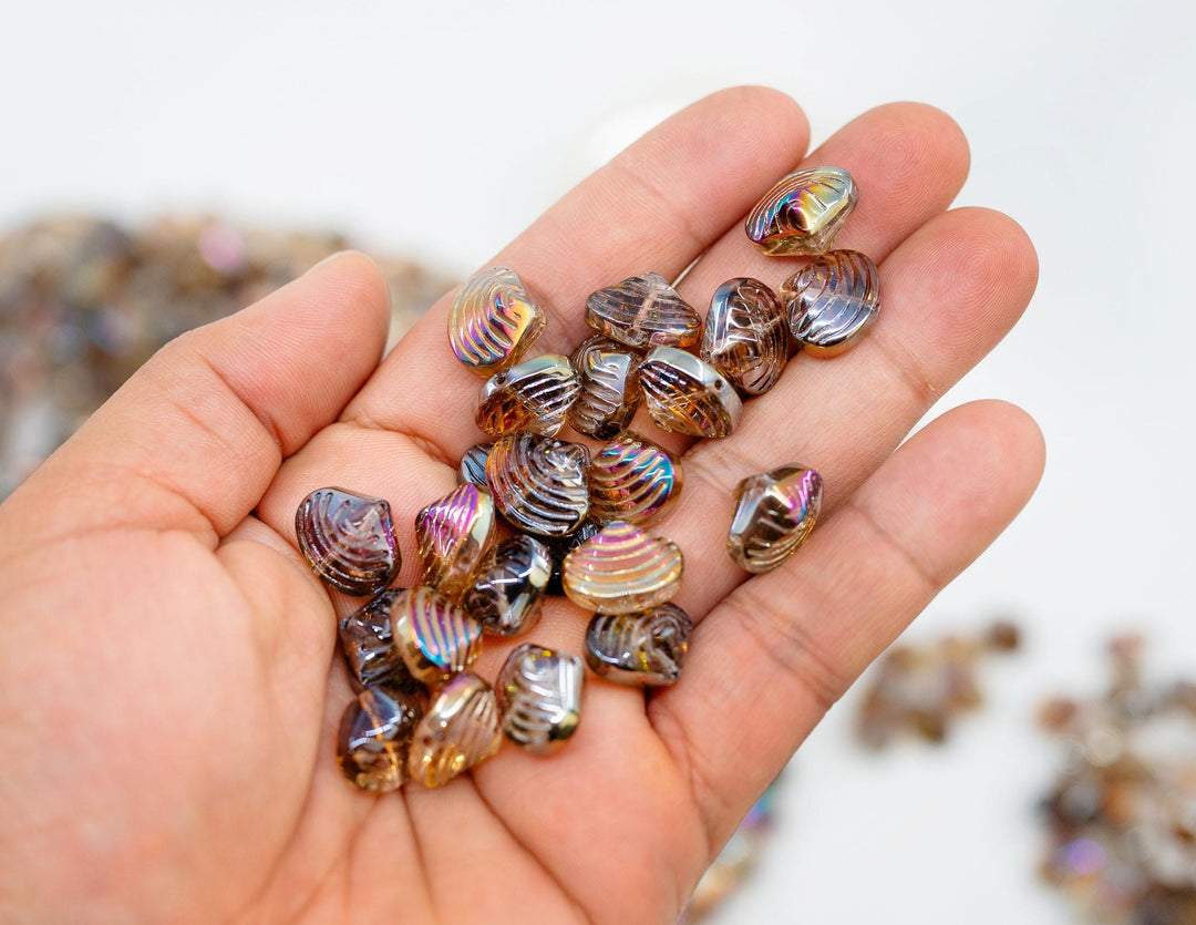 Aurora Borealis Electroplated Glass Clam Shell Beads, 10 beads, Electroplated Seashell Beads for Jewelry Making, Sea Shell, Nautilus Beads