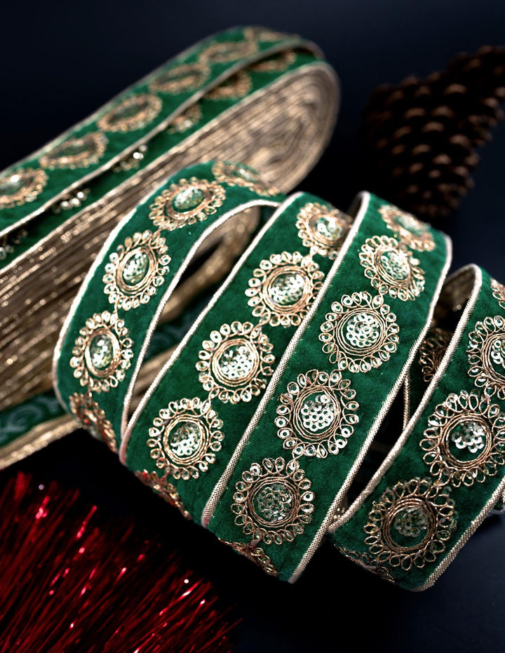 Green Velvet Saree Border Indian Lace with Golden Sparkly Sequins By The Yard | Indian Trim for Wedding Decorations, Sari Silk for Sewing