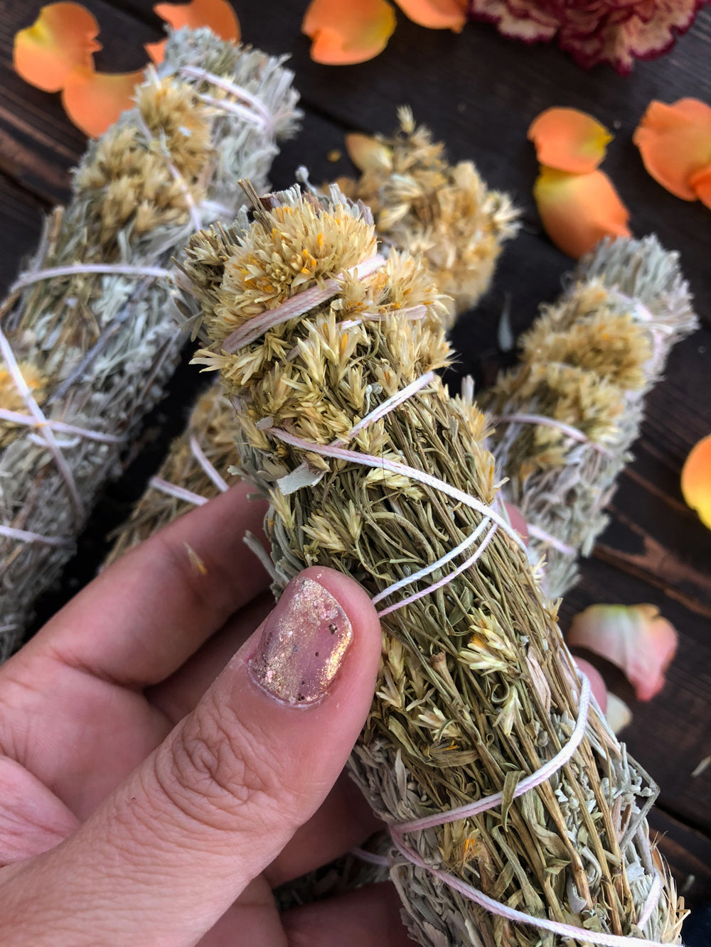 Organic Colorado Blue Sage Bundle with Wildflowers, 8-9" large bundles, 1 stick / Shasta Sage, Natural Incense, Smudging / Altar Tools, Space Clearing, Dried Herbs, Yoga, Housewarming Gift