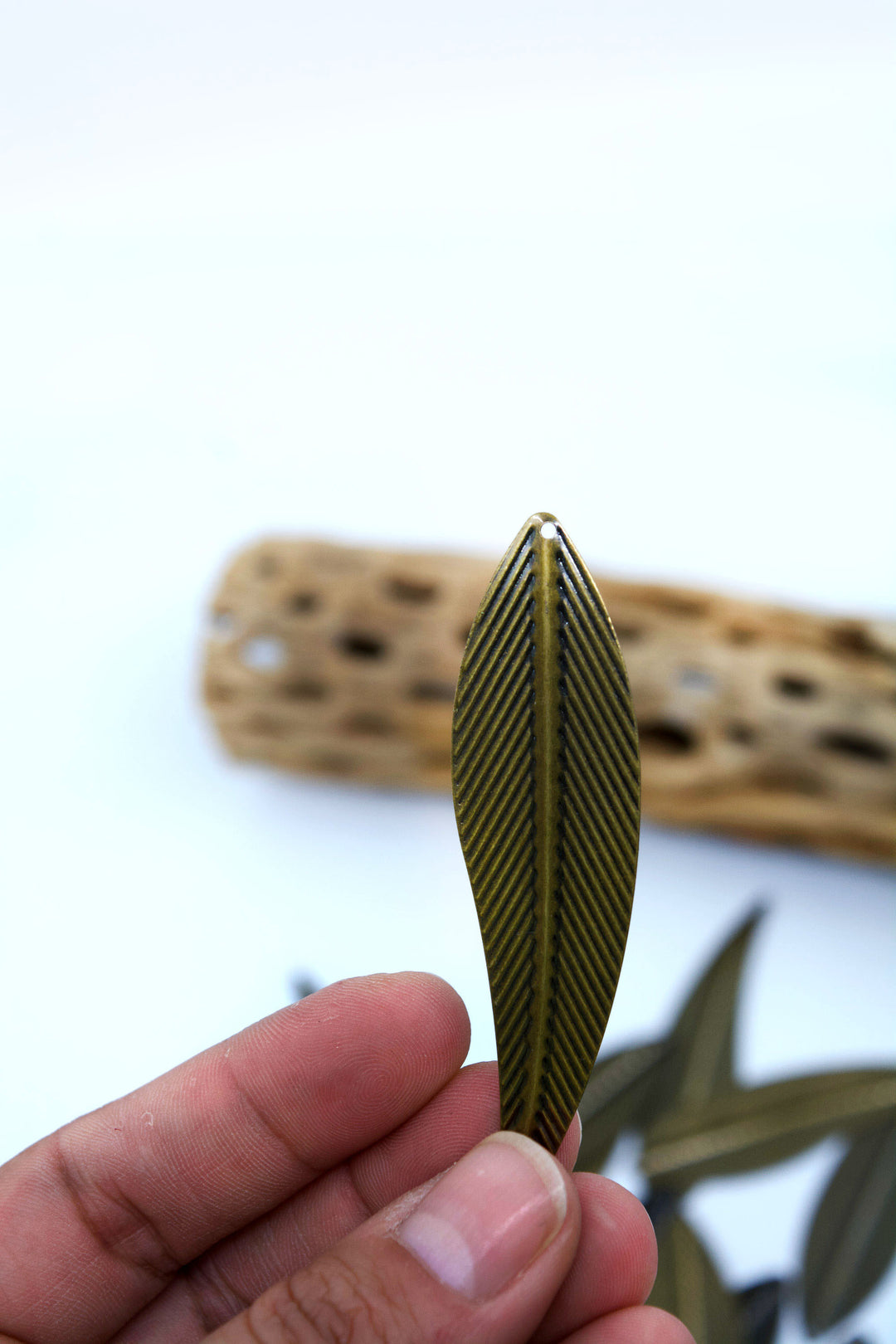 Antique Brass Long Leaf Pendants, 19.5X73mm, 10 pcs 