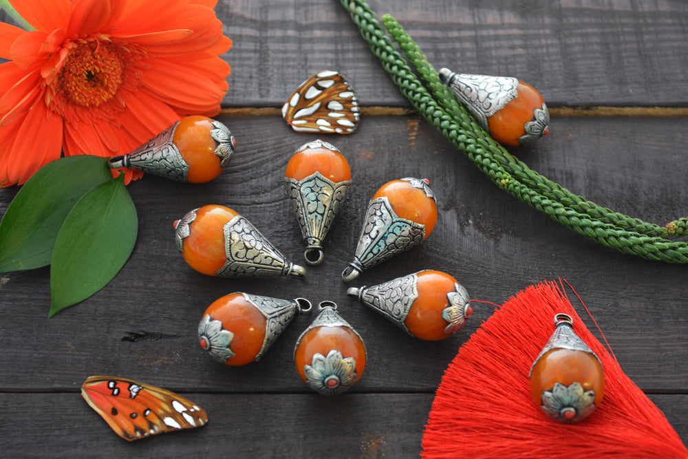 Caramel Amber Nepali Tear Drop Pendant, 20x41mm, 1 piece 