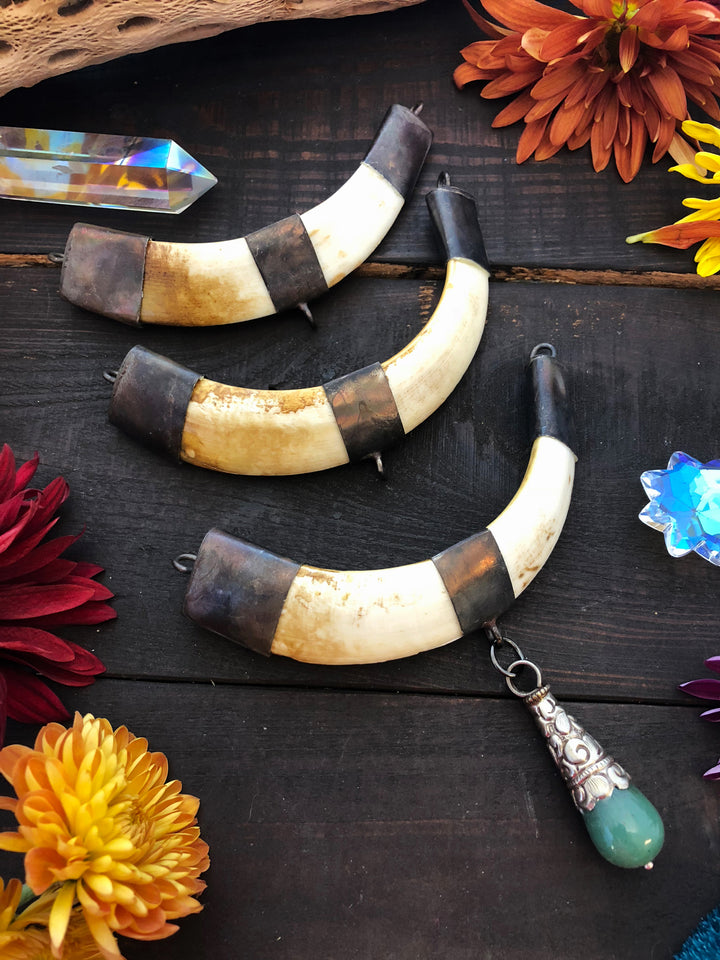 Boar Tusk Curved Pendant with Center Charm Connector, 4" x 1 pc / Jewelry Making Supplies