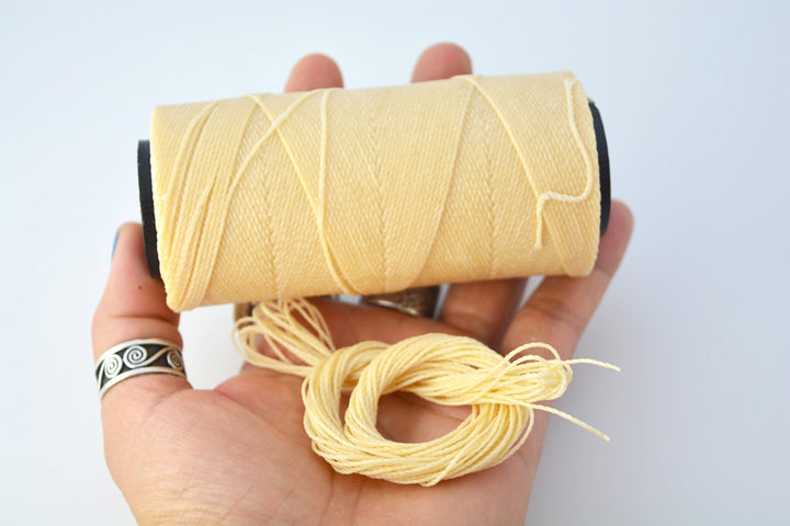 Waxed Polyester Cord, 1mm x pack of 25 feet (8.33 yards), 2-ply / Macrame, Hilo Encerado, Linha Encerada, Polyester Thread, Jewelry Making Supplies