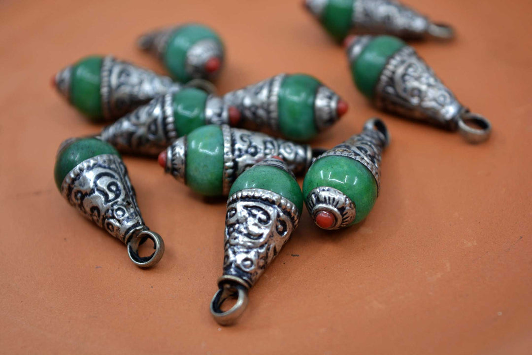 Green Magnesite Tear Drop Pendant with White Brass Cap, 10x26mm, 1 piece, 