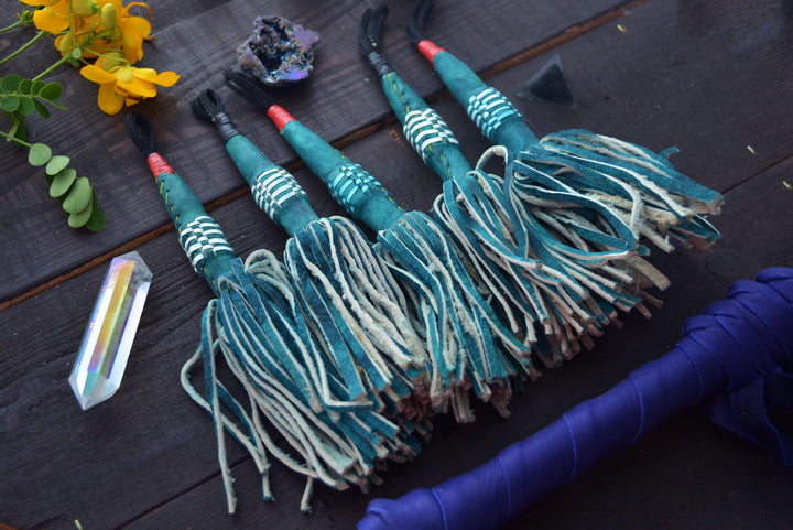 Green African Tuareg Leather Tassel, Single Layer, 8"