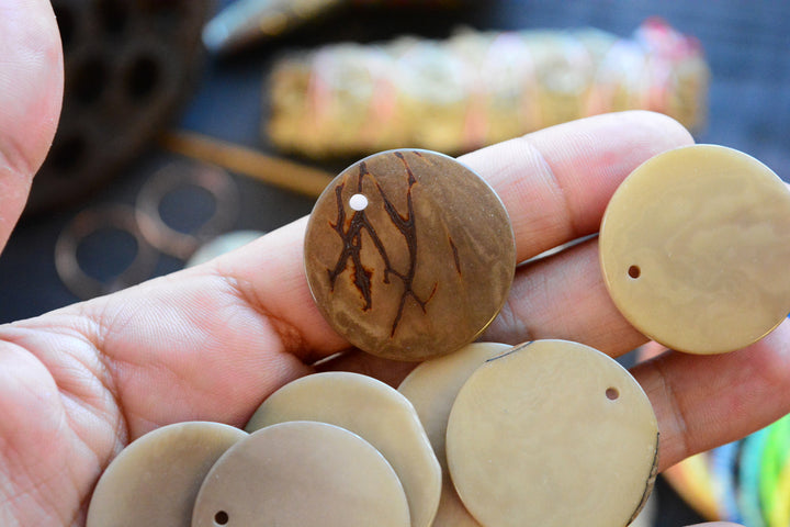 Light Khaki Tan: 30mm Tagua Coins, 2 Tagua Slices