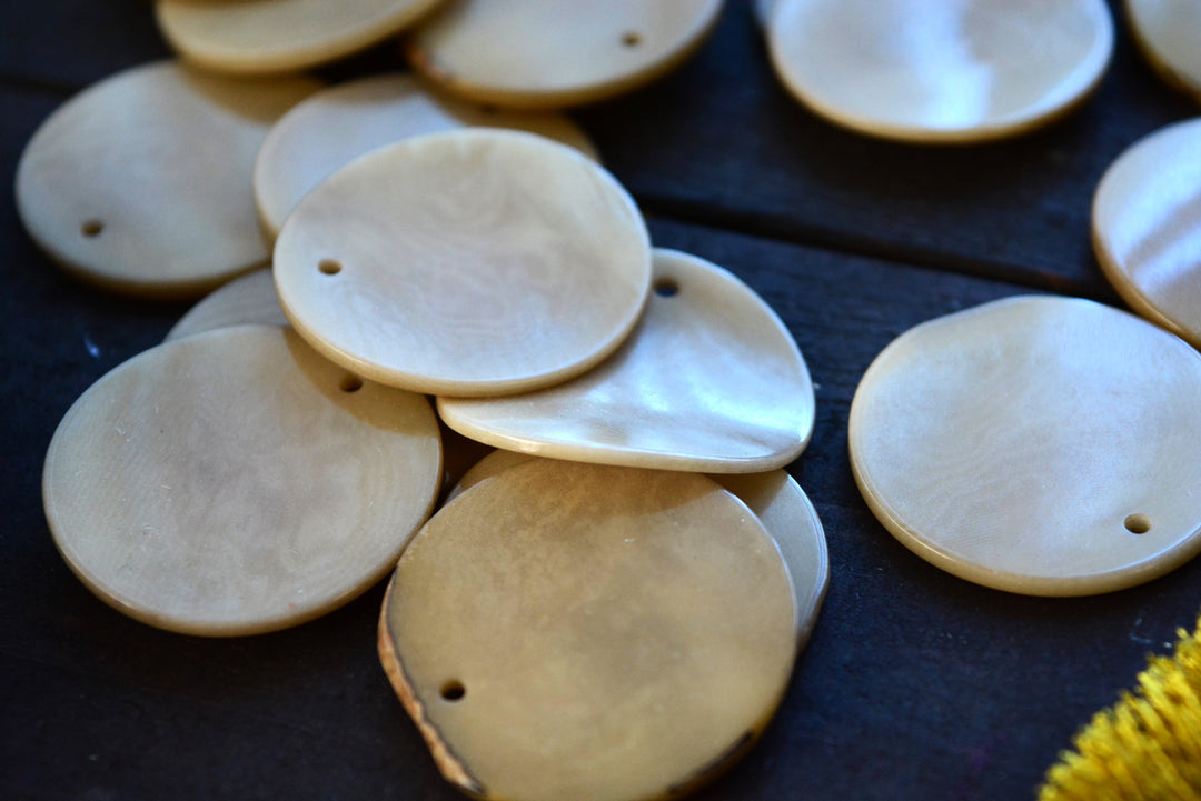 Light Khaki Tan: 30mm Tagua Coins, 2 Tagua Slices