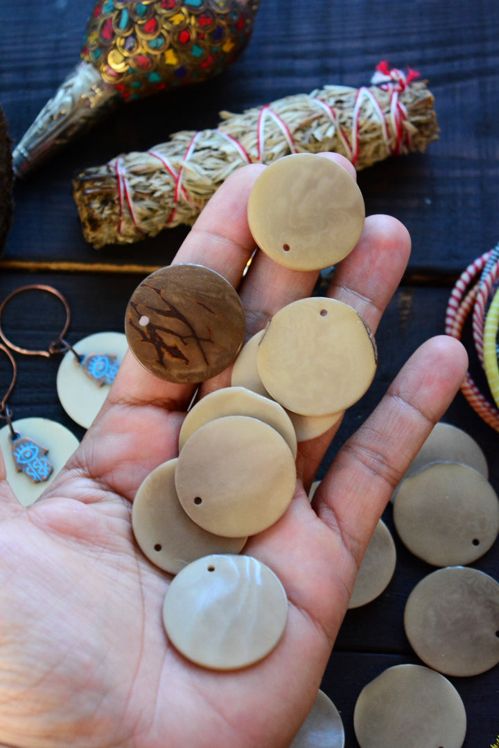 Light Khaki Tan: 30mm Tagua Coins, 2 Tagua Slices
