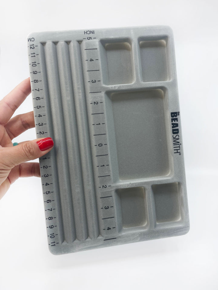 The BeadSmith Mini Travel Bead Design Beading Board, Gray Flock with Lid, 7.75 x 11.25 Inches