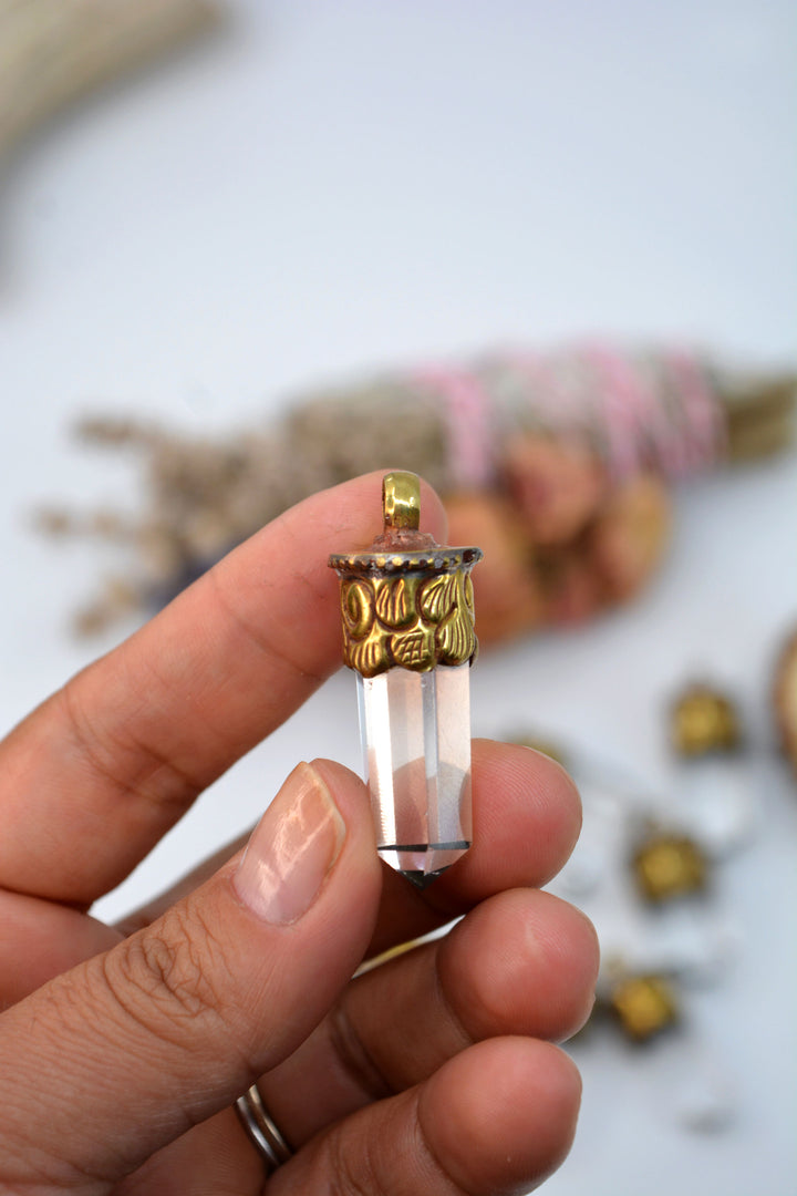 Luxe Quarts: Small Himalayan Quartz Tip Pendant with Brass Cap, 1.5-1.8", 1 pendant / Nepal Jewelry, Magical Crystals, Healing Crystal