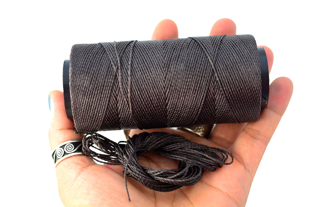 Waxed Polyester Cord, 1mm x pack of 25 feet (8.33 yards), 2-ply / Macrame, Hilo Encerado, Linha Encerada, Polyester Thread, Jewelry Making Supplies