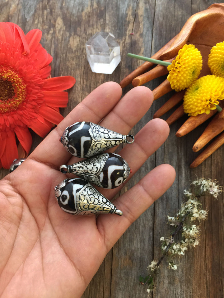 Two-Tone Dzi Nepali Teardrop Charms, 21x43mm, 1 piece (large)